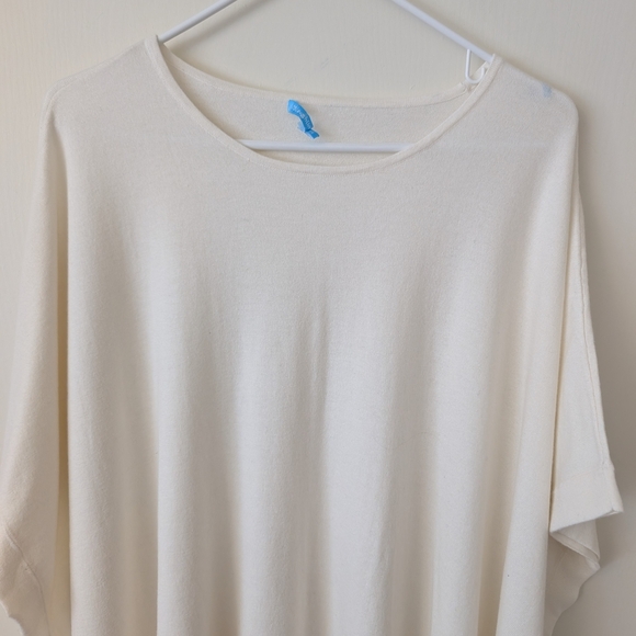 J. McLaughlin Womens OS White Poncho Sweater Coastal Beach Cottagecore Bohemian - Picture 3 of 7